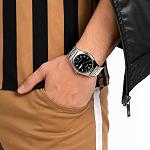 Essential Men's Analog Watch - MTP-V006D-1B Superior Style for 2024