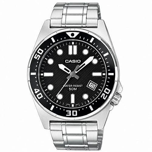 Casio MTD-135D-1AVDF Men’s Diver Style Stainless Steel Watch