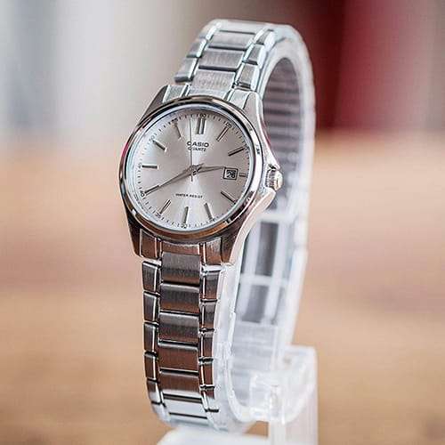 Casio LTP-1183A-7ADF Elegant Ladies Watch with White Dial and Silver Strap