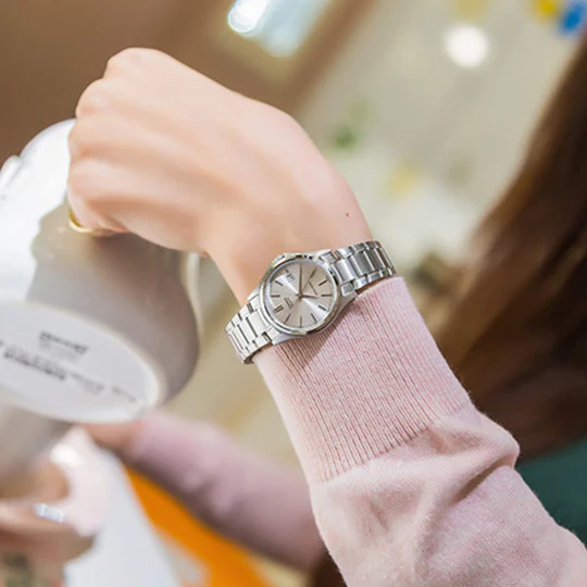 Casio LTP-1183A-7ADF Elegant Ladies Watch with White Dial and Silver Strap