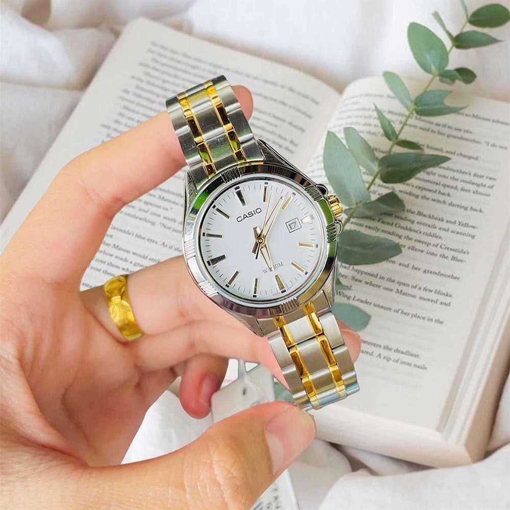 Casio LTP-1308SG-7ADF Two-Tone Elegant Ladies Watch with White Dial
