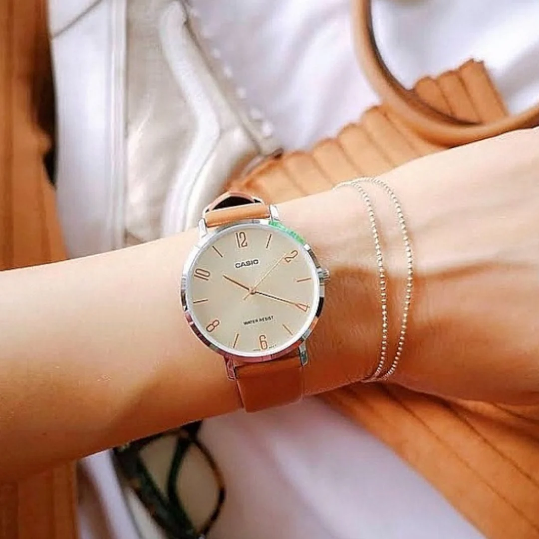 Side View of Casio LTP-VT01L-5BUDF with Brown Leather Strap