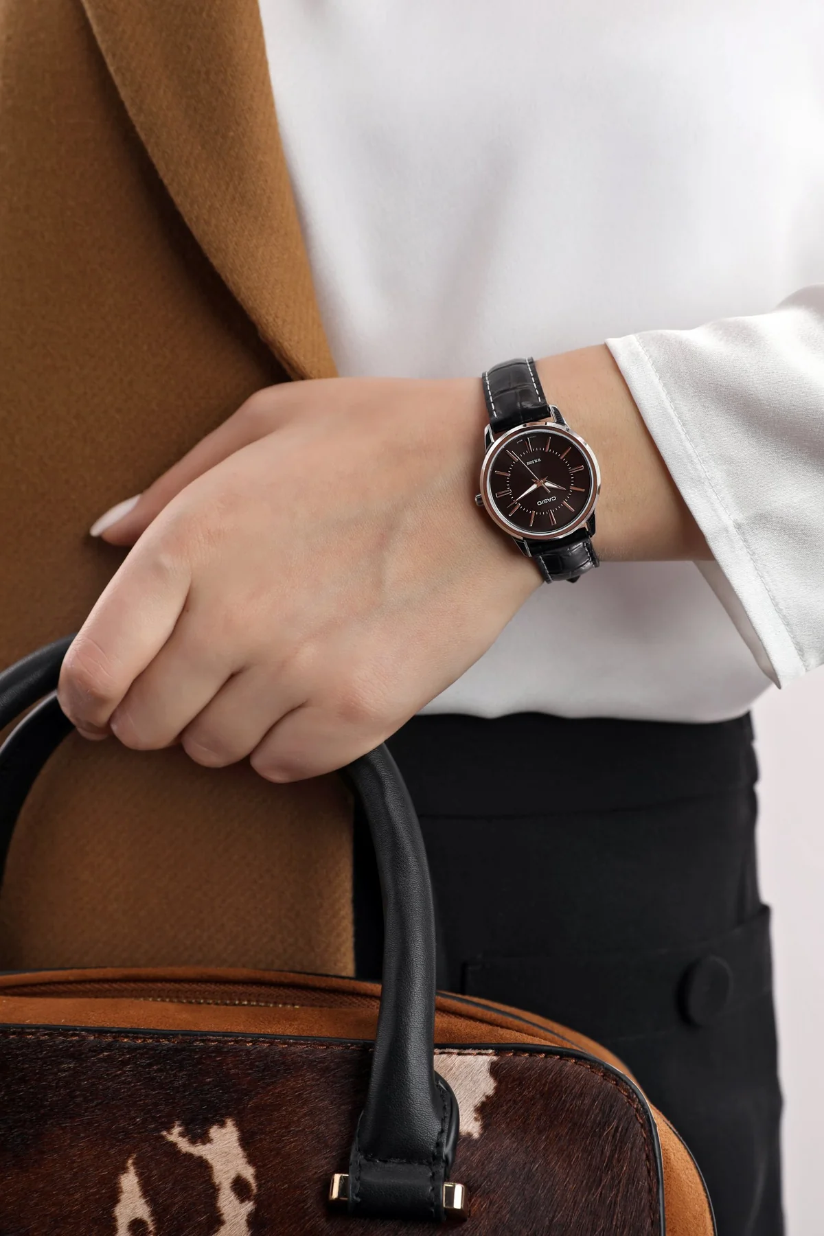Side view of Casio LTP-1303L-1AVDF stainless steel case

