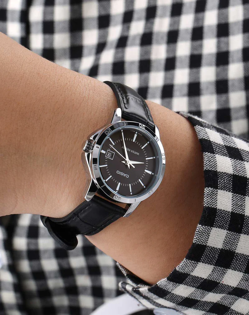 Side view of Casio LTP-V004L-1AUDF with polished silver case