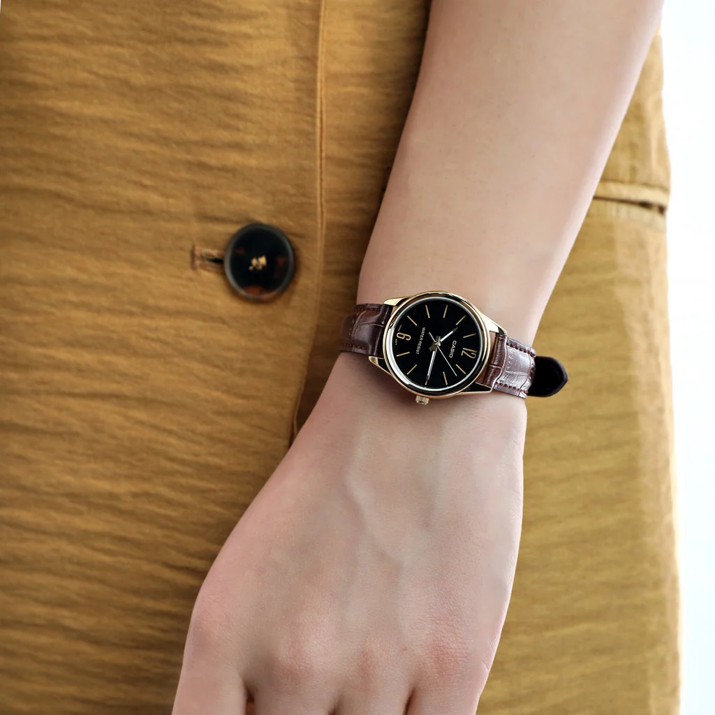 Side view of Casio LTP-V005GL-1B2UDF with black leather strap