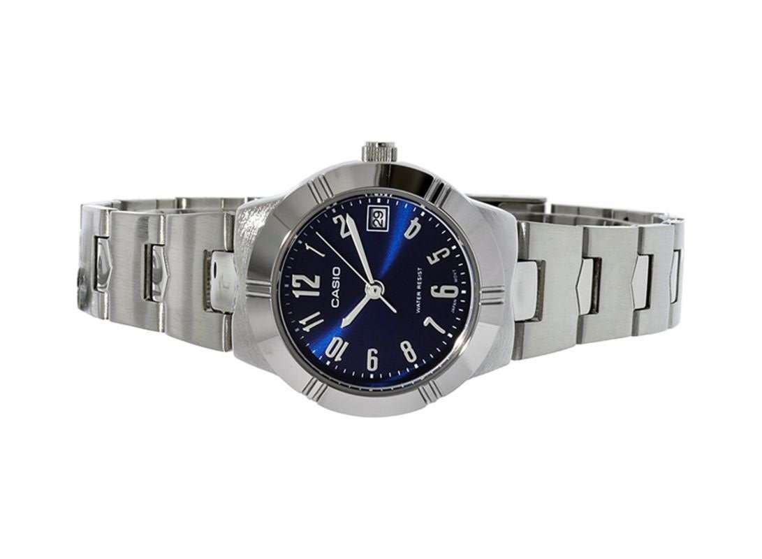 Side view of stunning Casio ladies watch model LTP-1241D-2A2DF