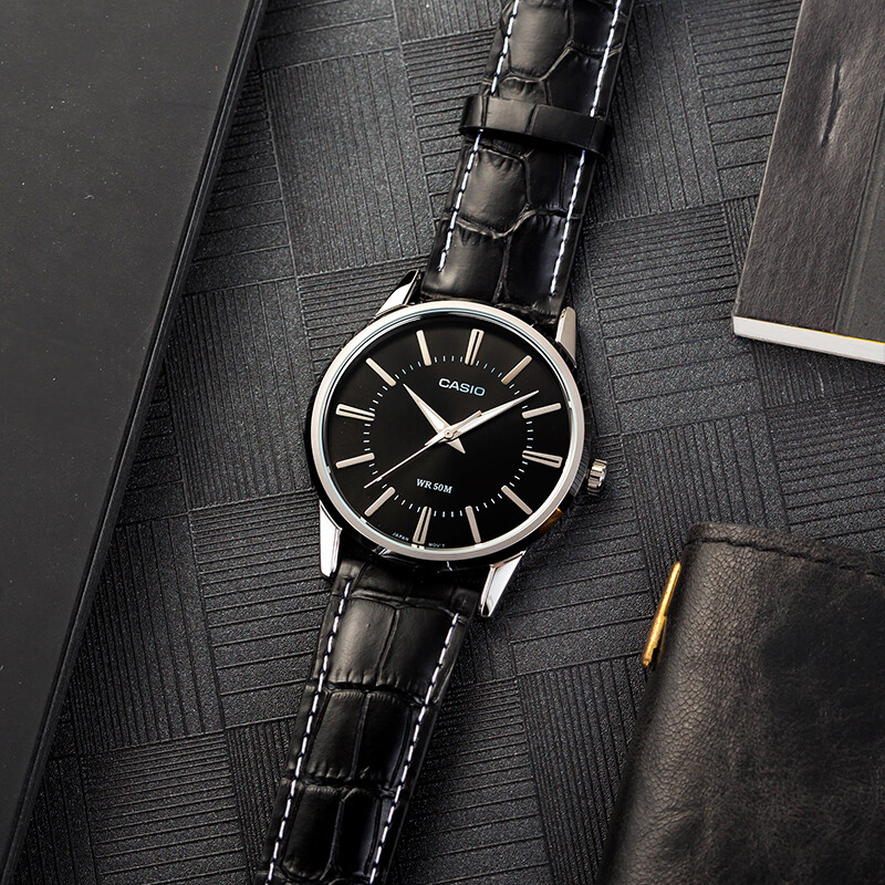 Close-up of minimalist black dial Casio LTP-1303L-1AVDF